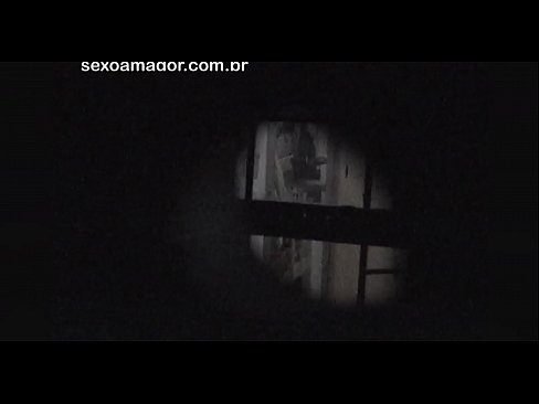 ❤️ Lourinho é filmado secretamente por um voyeur de bairro escondido atrás de tijolos ocos ❤️❌ Porno vídeo em pt.goodseller.top ☑